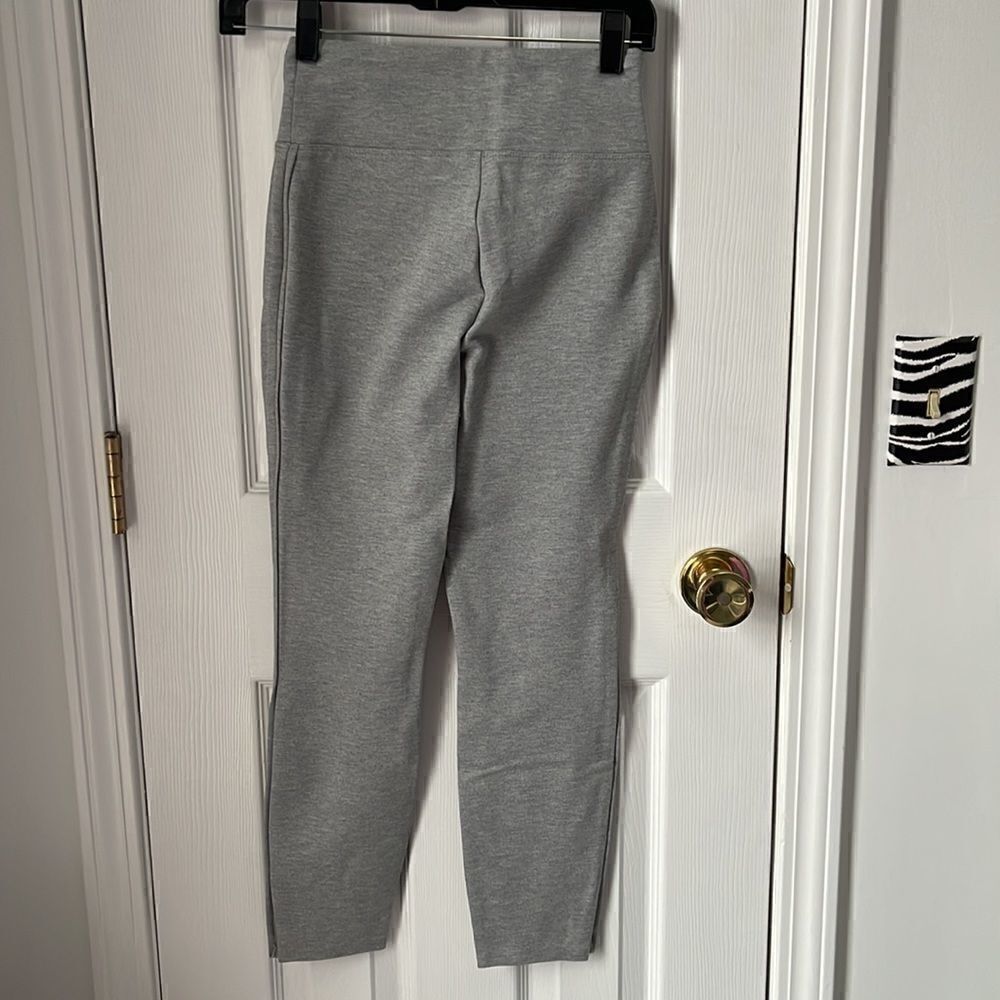 Gray petite leggings - Picture 3 of 3